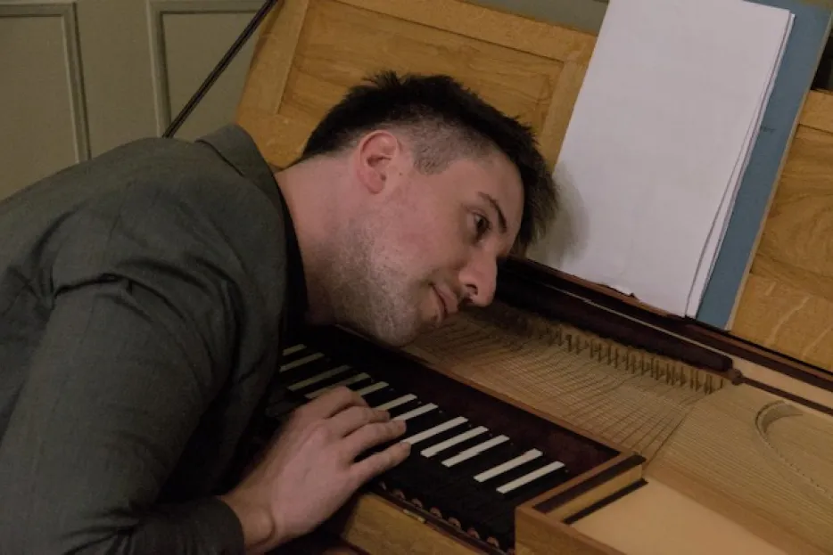 Zuhören beim Orgelspiel