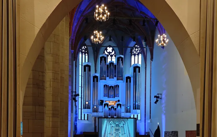 Blick zur Orgel in der Konzerthalle Ulrichskirche